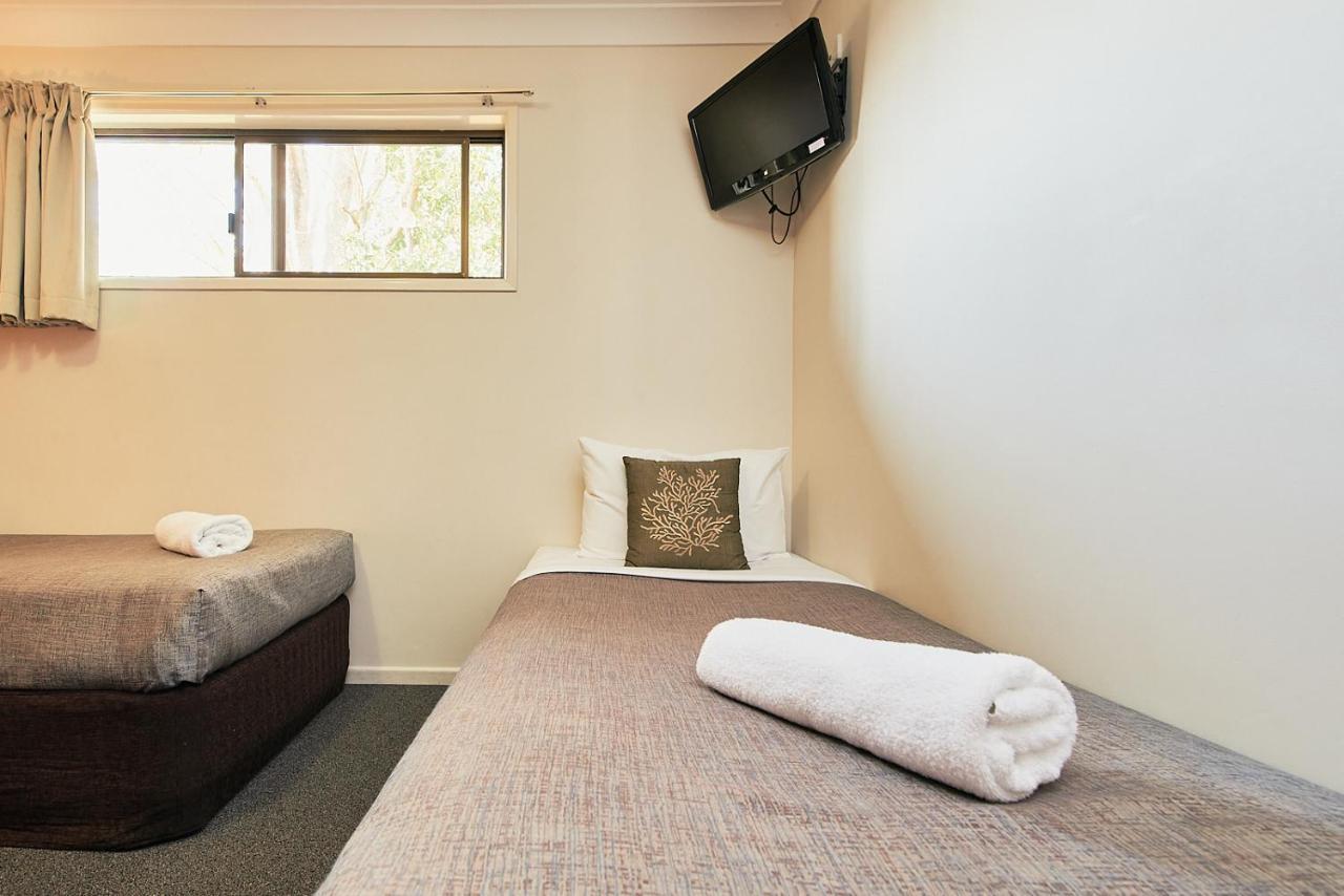 توومبا Ruthven Street Motor Inn المظهر الخارجي الصورة