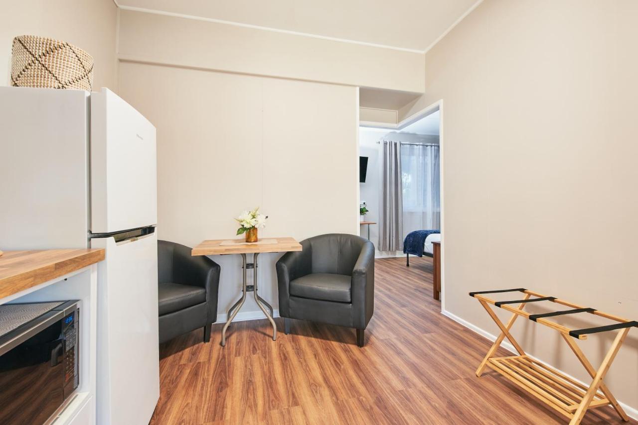 توومبا Ruthven Street Motor Inn المظهر الخارجي الصورة