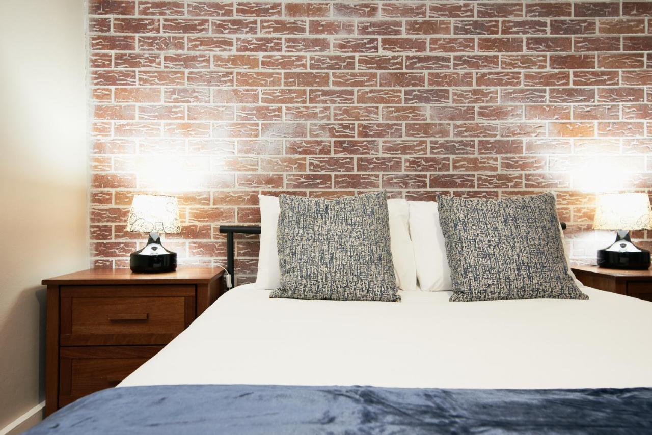توومبا Ruthven Street Motor Inn المظهر الخارجي الصورة